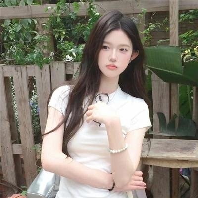 明天，我会成为谁的女友